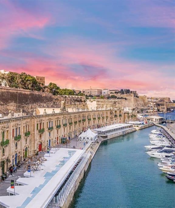 Valletta Apartment With Harbour Veiw Exterior photo