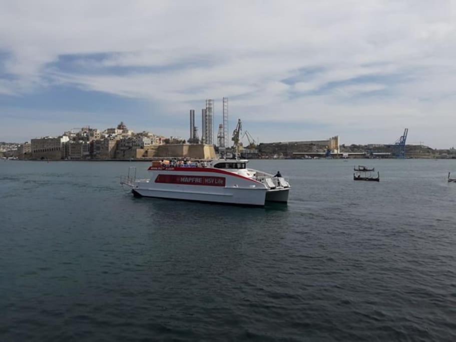 Valletta Apartment With Harbour Veiw Exterior photo